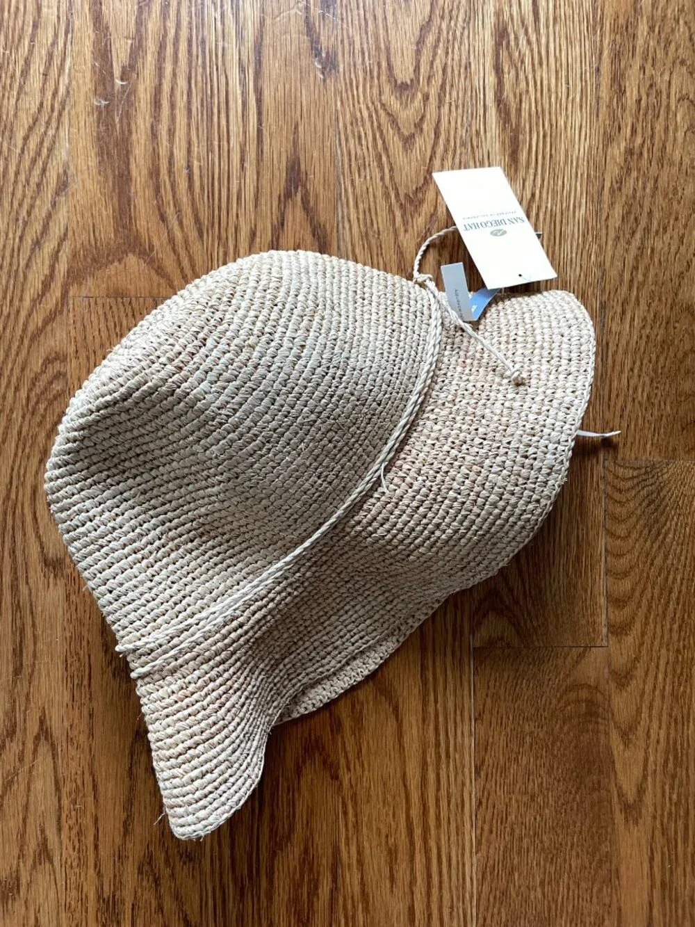 NEW WITH TAGS San Diego Hat Company Women's Weekend Crochet Raffia Bucket Hat